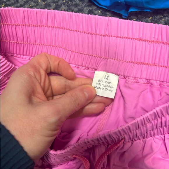 Women’s 2 in 1 flowy shorts - Picture 2 of 4